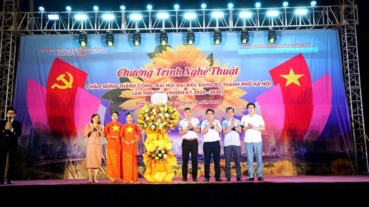 Chương trình nghệ thuật Chào mừng thành công Đại hội Đại biểu Đảng bộ thành phố Hà Nội lần thứ XVIII nhiệm kỳ 2025-2030- Ảnh 5.