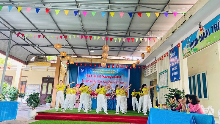 Các trường học trên địa bàn xã Phú Xuyên sôi nổi tổ chức hoạt động thể dục thể thao chào mừng Đại hội Thể dục thể thao xã lần thứ I năm 2025- Ảnh 22.