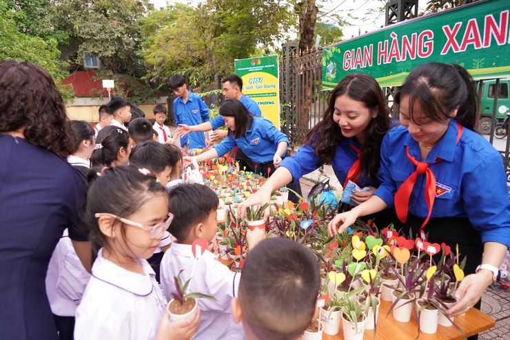 Đoàn phường Chương Mỹ tổ chức Ngày hội “Hành trình xanh – Gửi gắm yêu thương” năm 2025- Ảnh 16.