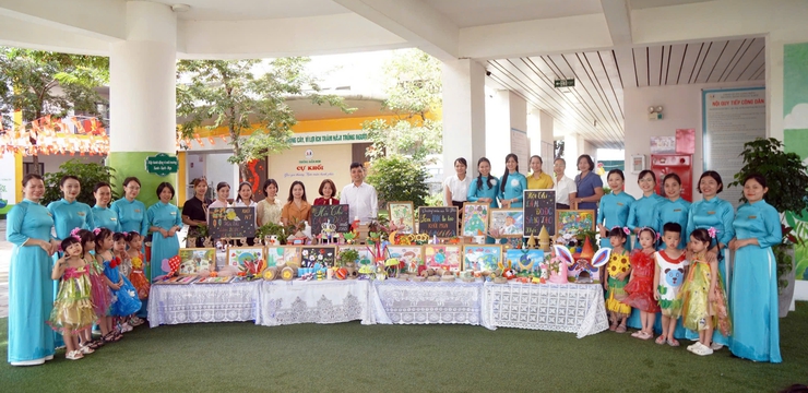 Trường Mầm non Cự Khối: “Mái trường xanh - Từ bàn tay bé nhỏ”- Ảnh 6.