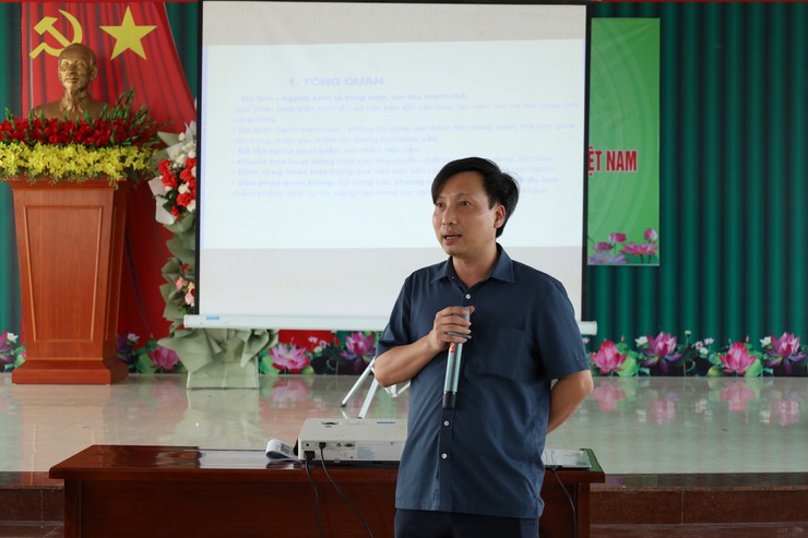 UBND xã Suối Hai phối hợp tổ chức tập huấn quản lý và sử dụng nhãn hiệu chứng nhận “ Du lịch Ba Vì”- Ảnh 2.