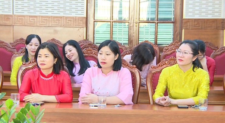 Xã Phúc Thọ tổ chức gặp mặt kỷ niệm 95 năm Ngày thành lập Hội Liên hiệp Phụ nữ Việt Nam (20/10/1930 – 20/10/2025)- Ảnh 3.