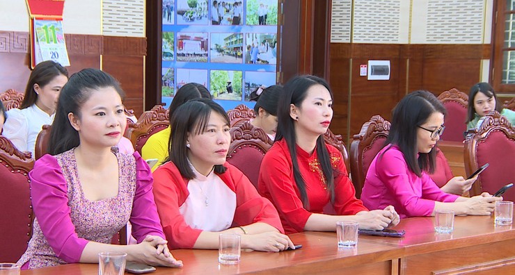Xã Phúc Thọ tổ chức gặp mặt kỷ niệm 95 năm Ngày thành lập Hội Liên hiệp Phụ nữ Việt Nam (20/10/1930 – 20/10/2025)- Ảnh 4.