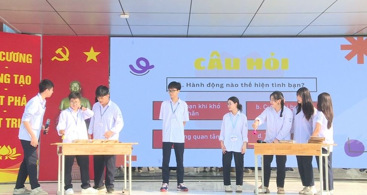 Trường THPT Phúc Thọ long trọng tổ chức Lễ kỷ niệm 95 năm Ngày thành lập Hội Liên hiệp Phụ nữ Việt Nam (20/10/1930 – 20/10/2025)- Ảnh 7.
