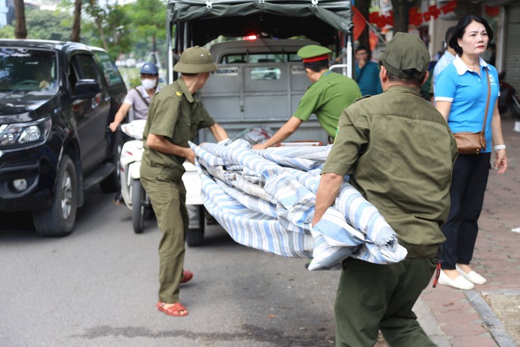 Khương Đình: Quyết liệt trong chỉ đạo, đồng lòng trong thực hiện trật tự đô thị- Ảnh 9.