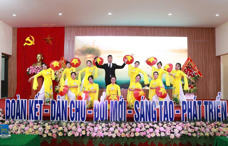 Phát huy truyền thống 95 năm xây dựng và phát triển của Hội Phụ nữ Việt Nam; Phụ nữ xã Xuân Mai quyết tâm xây dựng đội ngũ cán bộ Hội chuyên nghiệp, đáp ứng yêu cầu kỷ nguyên số- Ảnh 3.