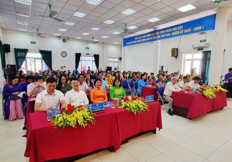 Gặp mặt, Liên hoan văn nghệ “Giai điệu tháng 10”- Ảnh 1.