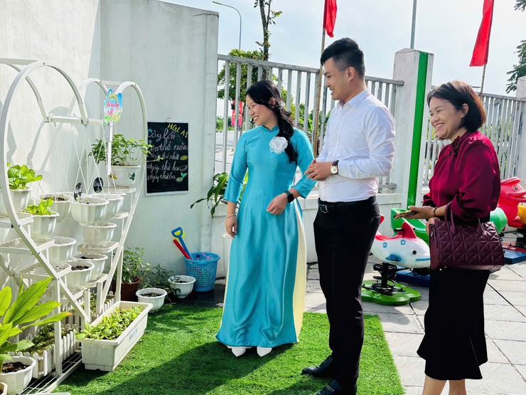 Trường Mầm non Cự Khối: “Mái trường xanh - Từ bàn tay bé nhỏ”- Ảnh 7.