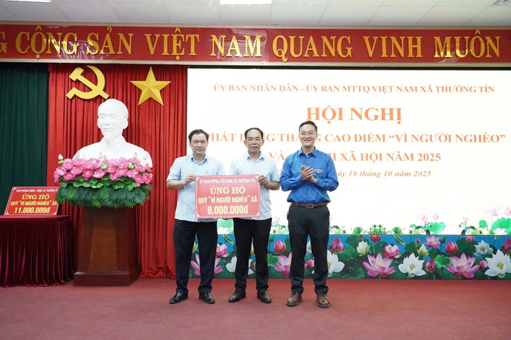 Xã Thường Tín phát động ủng hộ Quỹ “Vì người nghèo” năm 2025, và vận động ủng hộ đồng bào bị ảnh hưởng bão lũ.- Ảnh 10.