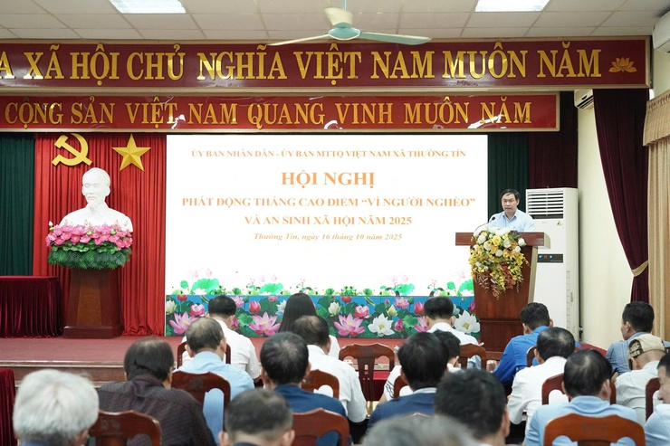 Xã Thường Tín phát động ủng hộ Quỹ “Vì người nghèo” năm 2025, và vận động ủng hộ đồng bào bị ảnh hưởng bão lũ.- Ảnh 1.