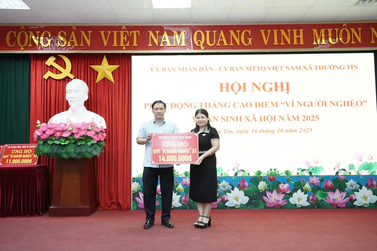 Xã Thường Tín phát động ủng hộ Quỹ “Vì người nghèo” năm 2025, và vận động ủng hộ đồng bào bị ảnh hưởng bão lũ.- Ảnh 12.