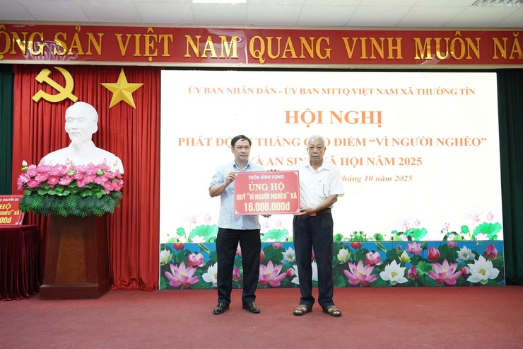 Xã Thường Tín phát động ủng hộ Quỹ “Vì người nghèo” năm 2025, và vận động ủng hộ đồng bào bị ảnh hưởng bão lũ.- Ảnh 11.