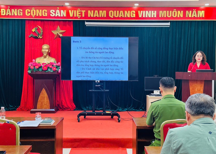 UBND PHƯỜNG CỬA NAM TRIỂN KHAI KẾ HOẠCH XÂY DỰNG CƠ SỞ DỮ LIỆU VỀ NGƯỜI LAO ĐỘNG NĂM 2025- Ảnh 2.