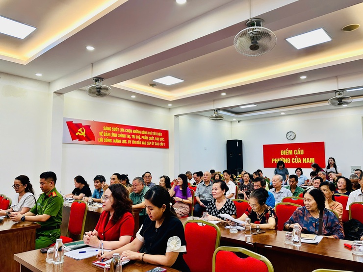 UBND PHƯỜNG CỬA NAM TRIỂN KHAI KẾ HOẠCH XÂY DỰNG CƠ SỞ DỮ LIỆU VỀ NGƯỜI LAO ĐỘNG NĂM 2025- Ảnh 6.
