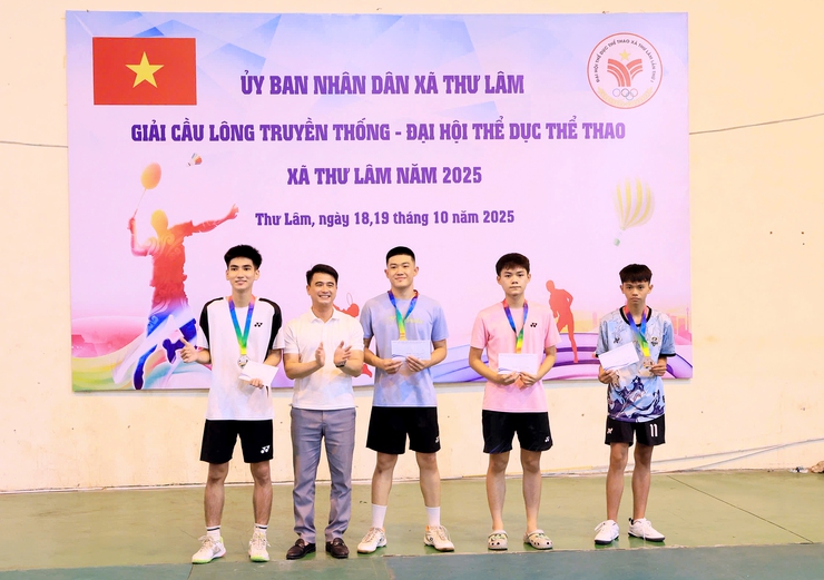 XÃ THƯ LÂM TỔ CHỨC THÀNH CÔNG GIẢI CẦU LÔNG TRUYỀN THỐNG – ĐẠI HỘI TDTT NĂM 2025- Ảnh 13.