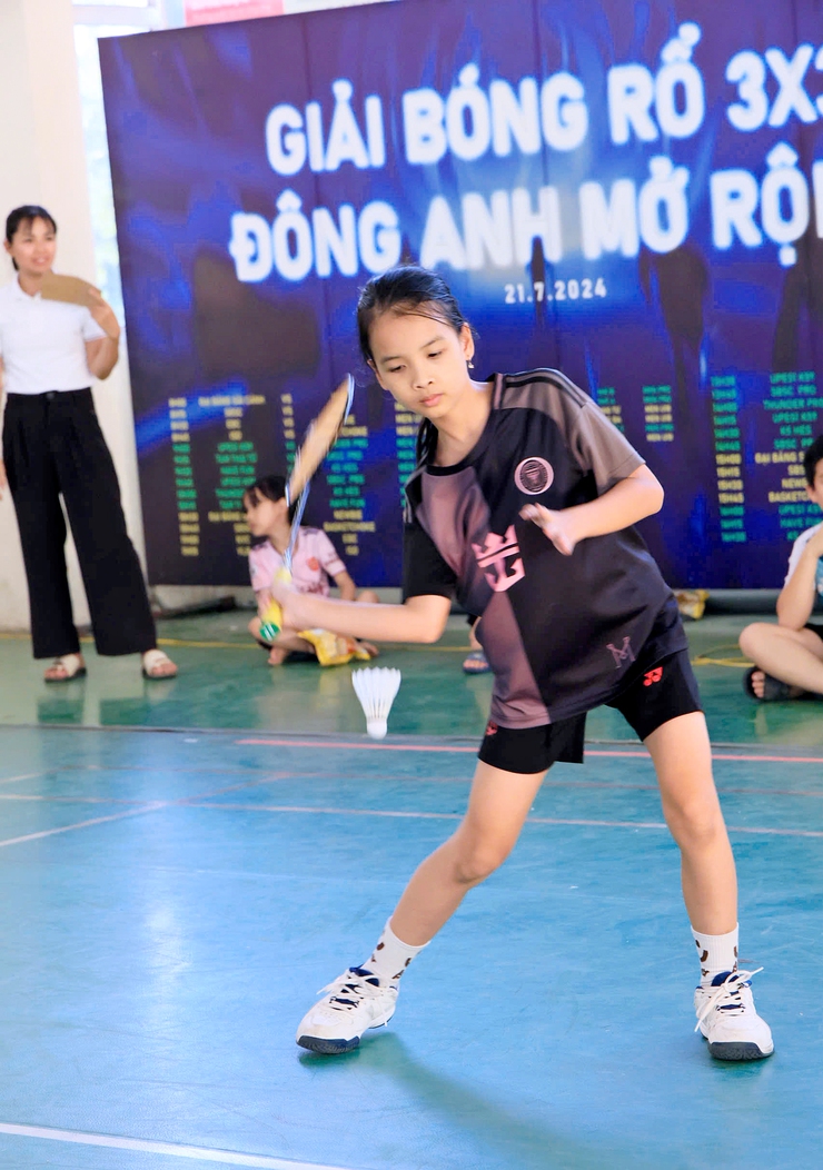 XÃ THƯ LÂM TỔ CHỨC THÀNH CÔNG GIẢI CẦU LÔNG TRUYỀN THỐNG – ĐẠI HỘI TDTT NĂM 2025- Ảnh 1.
