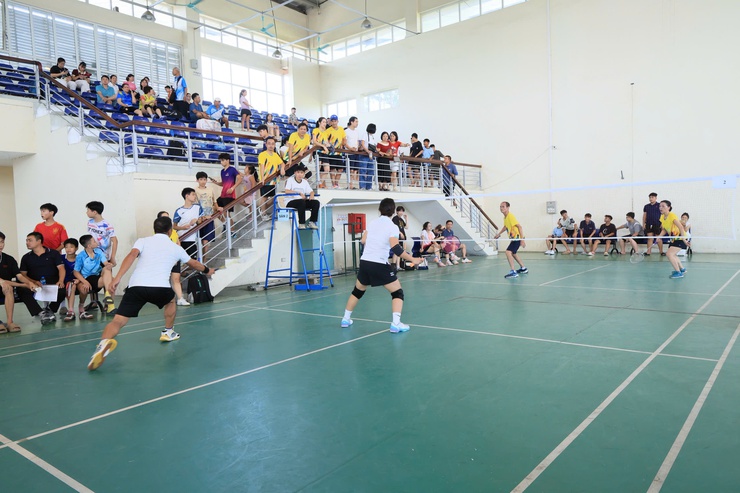 XÃ THƯ LÂM TỔ CHỨC THÀNH CÔNG GIẢI CẦU LÔNG TRUYỀN THỐNG – ĐẠI HỘI TDTT NĂM 2025- Ảnh 4.