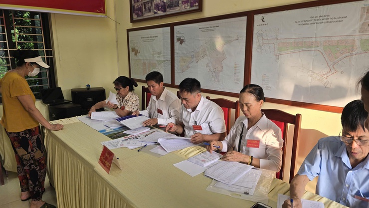 Cuộc bầu cử Trưởng thôn nhiệm kỳ 2025 - 2027 tại 8 thôn trên địa bàn xã Thiên Lộc diễn ra thành công tốt đẹp- Ảnh 12.