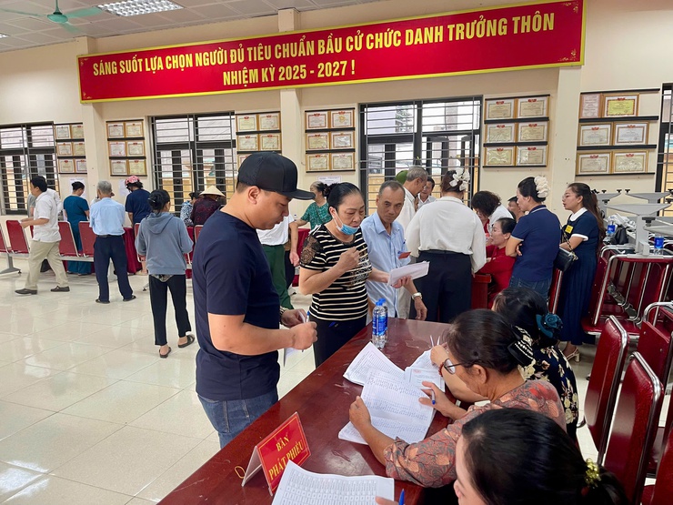 Cuộc bầu cử Trưởng thôn nhiệm kỳ 2025 - 2027 tại 8 thôn trên địa bàn xã Thiên Lộc diễn ra thành công tốt đẹp- Ảnh 43.