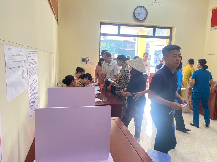 Cuộc bầu cử Trưởng thôn nhiệm kỳ 2025 - 2027 tại 8 thôn trên địa bàn xã Thiên Lộc diễn ra thành công tốt đẹp- Ảnh 22.