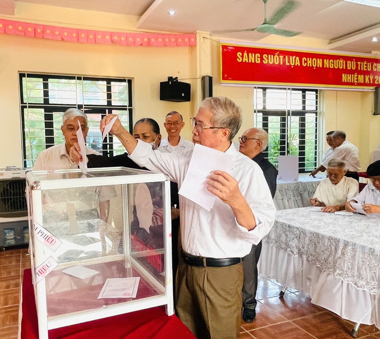 Cuộc bầu cử Trưởng thôn nhiệm kỳ 2025 - 2027 tại 8 thôn trên địa bàn xã Thiên Lộc diễn ra thành công tốt đẹp- Ảnh 36.