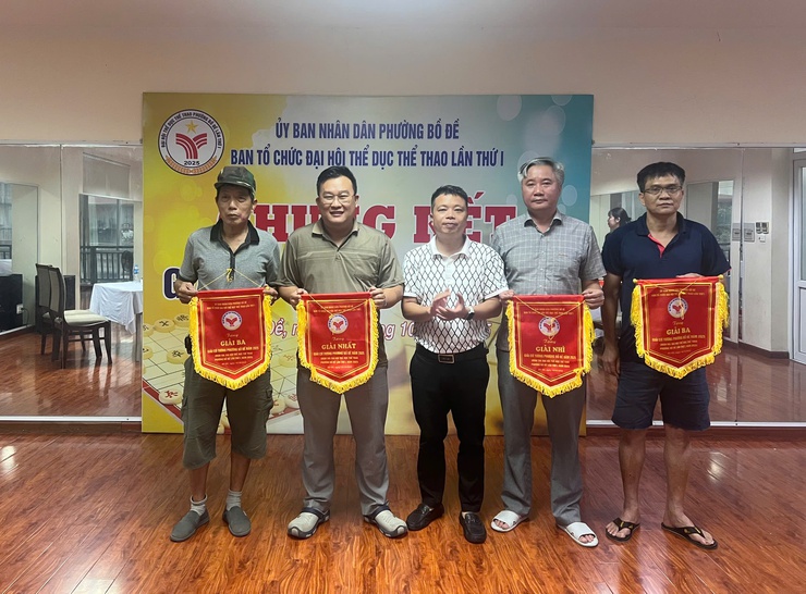 Giải cờ tướng trong khuôn khổ Đại hội Thể dục thể thao phường Bồ Đề lần thứ I- Ảnh 8.