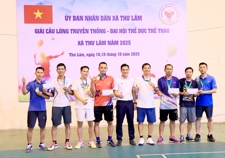 XÃ THƯ LÂM TỔ CHỨC THÀNH CÔNG GIẢI CẦU LÔNG TRUYỀN THỐNG – ĐẠI HỘI TDTT NĂM 2025- Ảnh 16.
