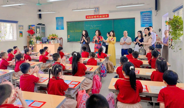 “Vườn ươm nghìn việc tốt” - Lan tỏa những mầm xanh nhân ái từ Trường Tiểu học Đoàn Kết- Ảnh 7.