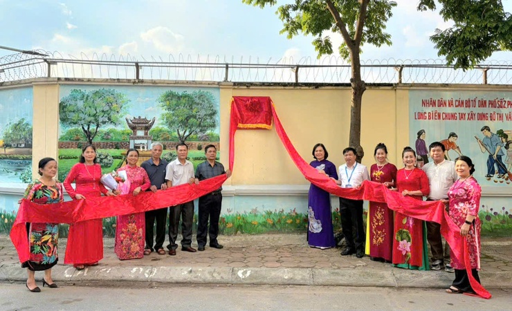 Tổ dân phố số 2 phường Long Biên ra mắt mô hình “Sáng – xanh – sạch – đẹp”- Ảnh 5.