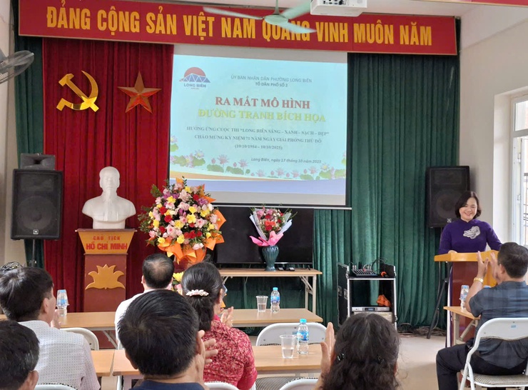 Tổ dân phố số 2 phường Long Biên ra mắt mô hình “Sáng – xanh – sạch – đẹp”- Ảnh 1.