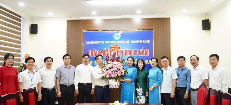 Phường Chương Mỹ chúc mừng kỷ niệm 95 năm Ngày thành lập Hội Liên hiệp Phụ nữ Việt Nam (20/10/1930 – 20/10/2025)- Ảnh 1.