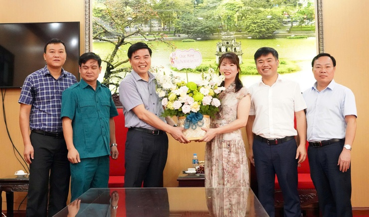 Phường Chương Mỹ chúc mừng kỷ niệm 95 năm Ngày thành lập Hội Liên hiệp Phụ nữ Việt Nam (20/10/1930 – 20/10/2025)- Ảnh 7.