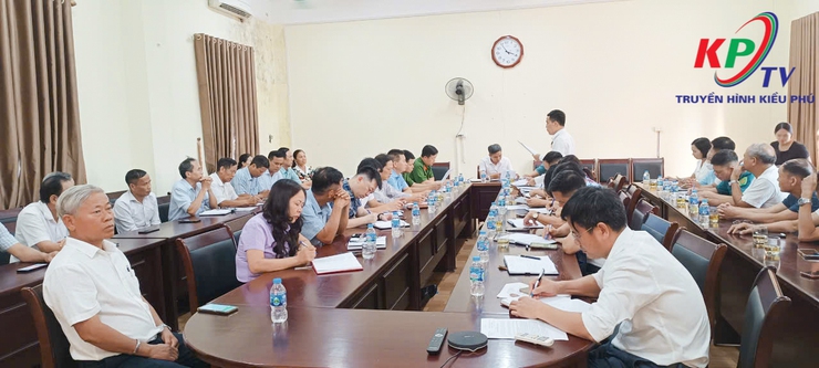 UBND xã Kiều Phú tổ chức hội nghị triển khai Kế hoạch cưỡng chế đối với các trường hợp vi phạm đất đai trên địa bàn- Ảnh 1.