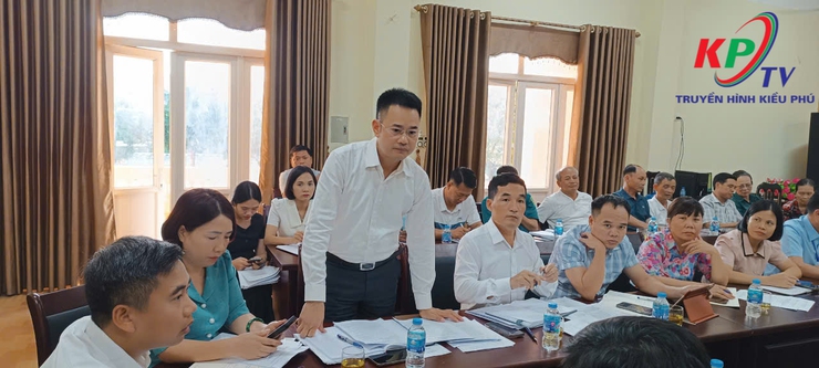 UBND xã Kiều Phú tổ chức hội nghị triển khai Kế hoạch cưỡng chế đối với các trường hợp vi phạm đất đai trên địa bàn- Ảnh 3.