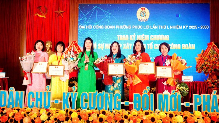 Công đoàn phường Phúc Lợi: Quyết tâm đột phá về đối thoại, chăm lo và xây dựng tổ chức vững mạnh- Ảnh 7.