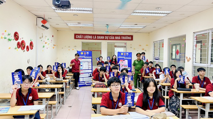 Tăng cường tuyên truyền phòng, chống ma túy trong học đường tại Trường THPT Phùng Khắc Khoan- Ảnh 5.