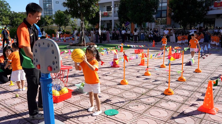 Trường Mầm non Cát Quế A thực hiện chuyên đề cấp Thành phố về “Tập huấn bồi dưỡng kiến thức vệ sinh ATTP, giáo dục dinh dưỡng kết hợp vận động nhằm phát triển thể chất cân đối cho trẻ”- Ảnh 11.