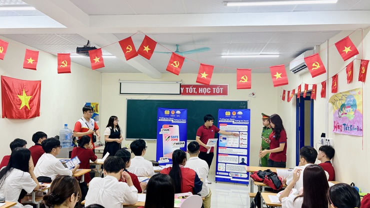 Tăng cường tuyên truyền phòng, chống ma túy trong học đường tại Trường THPT Phùng Khắc Khoan- Ảnh 6.