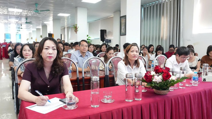 Trường Mầm non Cát Quế A thực hiện chuyên đề cấp Thành phố về “Tập huấn bồi dưỡng kiến thức vệ sinh ATTP, giáo dục dinh dưỡng kết hợp vận động nhằm phát triển thể chất cân đối cho trẻ”- Ảnh 22.