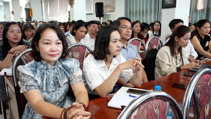 Trường Mầm non Cát Quế A thực hiện chuyên đề cấp Thành phố về “Tập huấn bồi dưỡng kiến thức vệ sinh ATTP, giáo dục dinh dưỡng kết hợp vận động nhằm phát triển thể chất cân đối cho trẻ”- Ảnh 24.