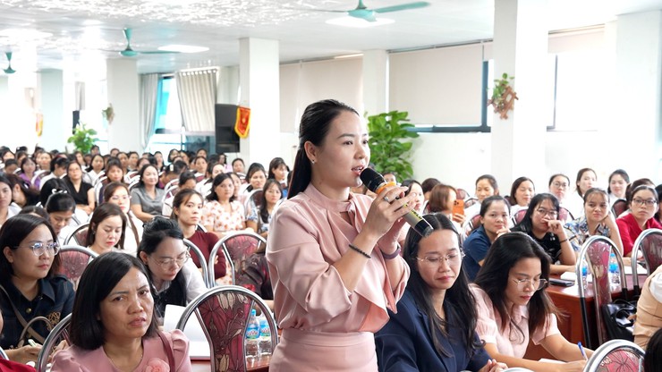 Trường Mầm non Cát Quế A thực hiện chuyên đề cấp Thành phố về “Tập huấn bồi dưỡng kiến thức vệ sinh ATTP, giáo dục dinh dưỡng kết hợp vận động nhằm phát triển thể chất cân đối cho trẻ”- Ảnh 26.
