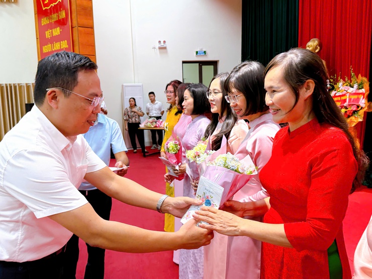 Thanh Liệt: Tôn vinh vai trò người phụ nữ trong Ngày Phụ nữ Việt Nam 20/10- Ảnh 3.