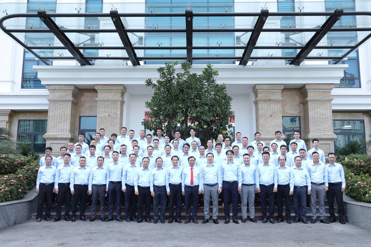 Phường Cầu Giấy gặp mặt cán bộ, công chức, viên chức, người lao động nữ cơ quan nhân kỷ niệm 95 năm ngày thành lập Hội Liên hiệp Phụ nữ Việt Nam và 15 năm ngày Phụ nữ Việt Nam- Ảnh 5.