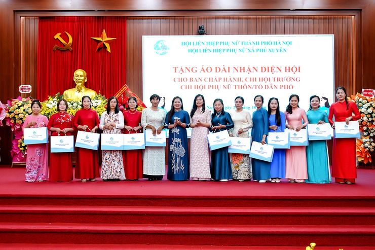 Hội LHPN xã Phú Xuyên: Kỷ niệm 95 năm Ngày thành lập Hội Liên hiệp Phụ nữ Việt Nam- Ảnh 5.
