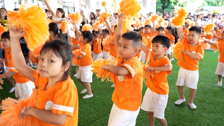 Trường Mầm non Cát Quế A thực hiện chuyên đề cấp Thành phố về “Tập huấn bồi dưỡng kiến thức vệ sinh ATTP, giáo dục dinh dưỡng kết hợp vận động nhằm phát triển thể chất cân đối cho trẻ”- Ảnh 8.