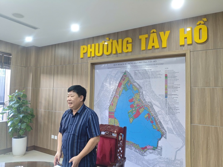 Phường Tây Hồ trao Quyết định bổ nhiệm và nghỉ hưu đối với cán bộ lãnh đạo và viên chức quản lý- Ảnh 9.