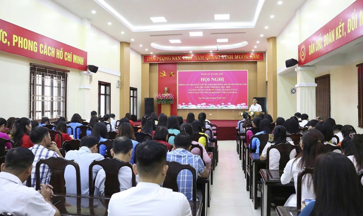 ĐỒNG CHÍ BÙI DUY CƯỜNG - THÀNH ỦY VIÊN, BÍ THƯ ĐẢNG ỦY, CHỦ TỊCH HĐND XÃ SÓC SƠN THÔNG TIN KẾT QUẢ ĐẠI HỘI ĐẠI BIỂU ĐẢNG BỘ THÀNH PHỐ HÀ NỘI LẦN THỨ XVIII, NHIỆM KỲ 2025 - 2030.- Ảnh 1.