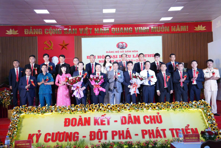 NHỮNG KẾT QUẢ ĐÁNG GHI NHẬN SAU HƠN 3 THÁNG 
VẬN HÀNH MÔ HÌNH CHÍNH QUYỀN ĐỊA PHƯƠNG HAI CẤP Ở XÃ DÂN HÒA

- Ảnh 1.