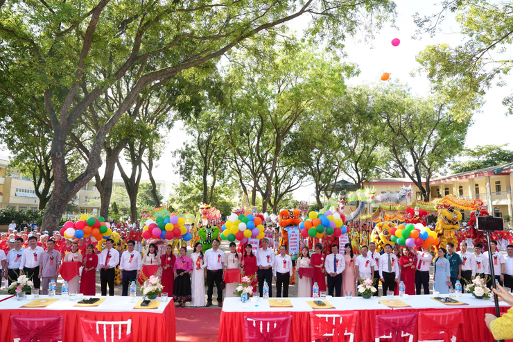 NHỮNG KẾT QUẢ ĐÁNG GHI NHẬN SAU HƠN 3 THÁNG 
VẬN HÀNH MÔ HÌNH CHÍNH QUYỀN ĐỊA PHƯƠNG HAI CẤP Ở XÃ DÂN HÒA

- Ảnh 5.