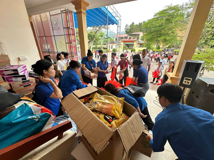 Hành trình Tôi yêu Tổ quốc tôi - Đồng hành cùng thanh thiếu nhi xã Nghĩa Hành, tỉnh Nghệ An- Ảnh 2.